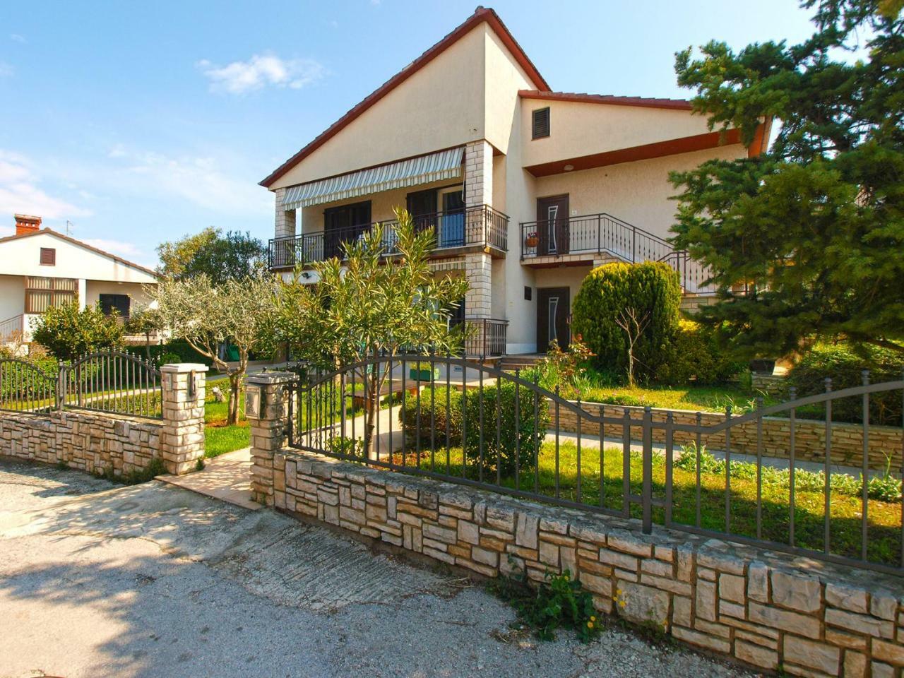 Apartment Nadia 1844 Пула Екстериор снимка