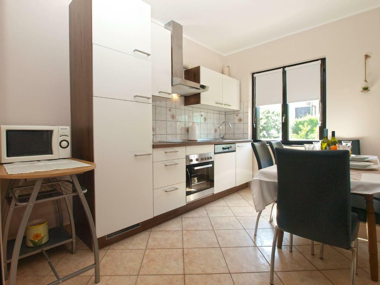 Apartment Nadia 1844 Пула Екстериор снимка