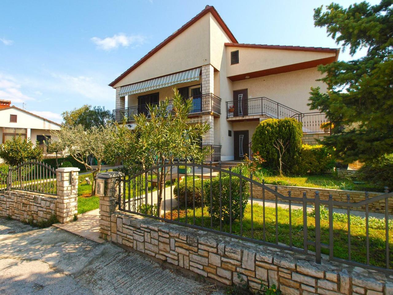 Apartment Nadia 1844 Пула Екстериор снимка