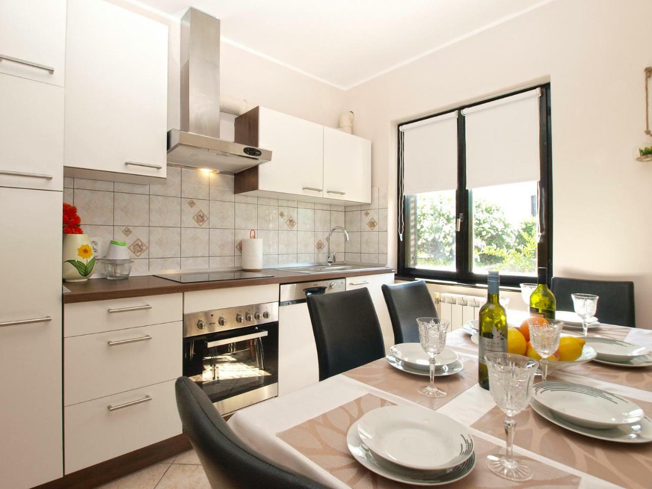 Apartment Nadia 1844 Пула Екстериор снимка